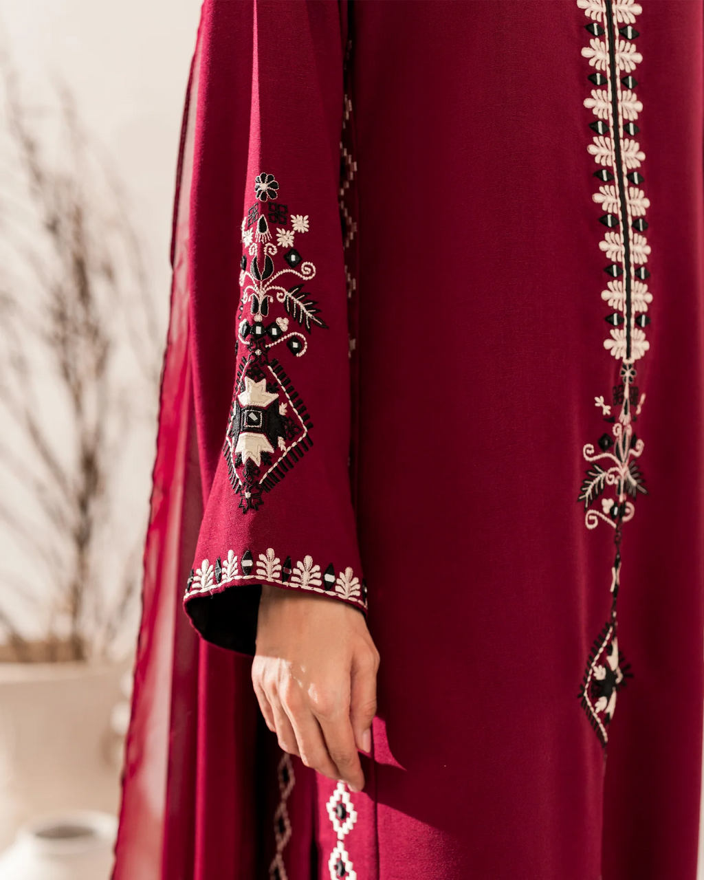 Embroidered Chanderi Silk Kurta Set – Maroon