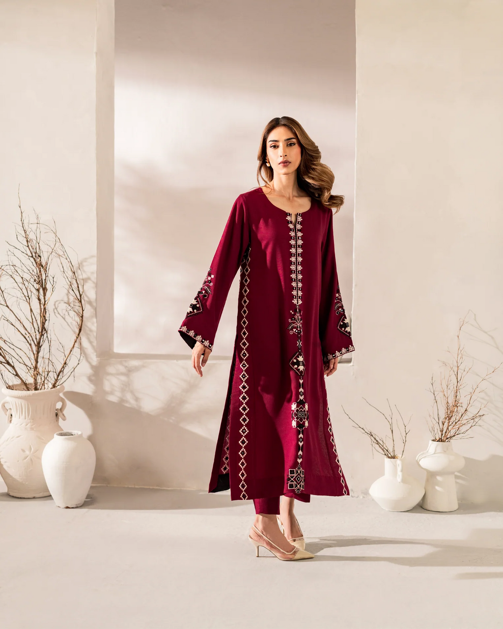 Embroidered Chanderi Silk Kurta Set – Maroon