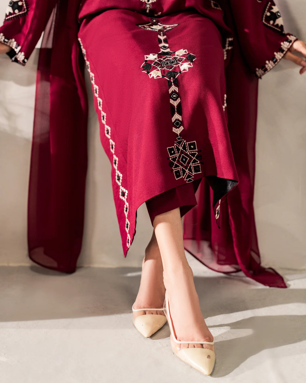 Embroidered Chanderi Silk Kurta Set – Maroon